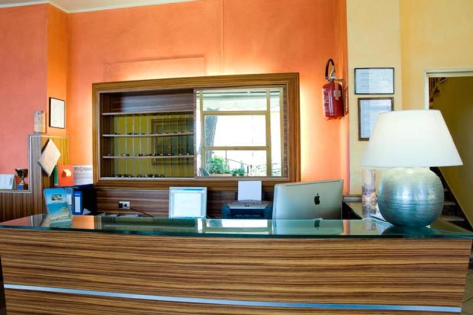 Hotel Ambassador ライグエーリア エクステリア 写真